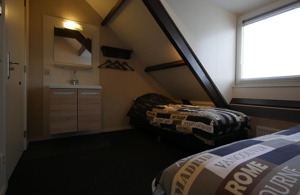 Visserslust - Woonboten & Appartementen Vinkeveen Habitación foto